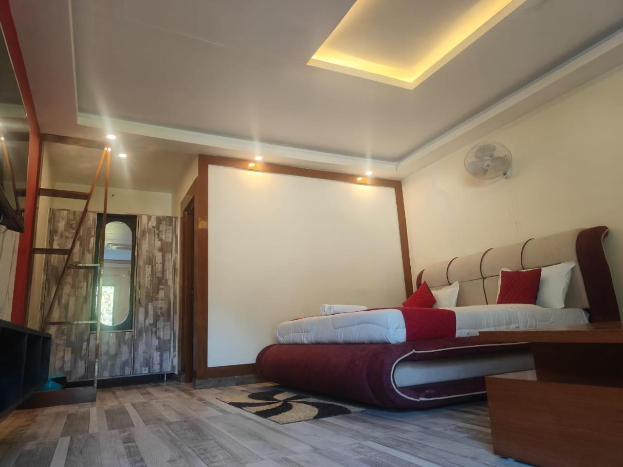 Aroma Resort Rišikéš Exteriér fotografie